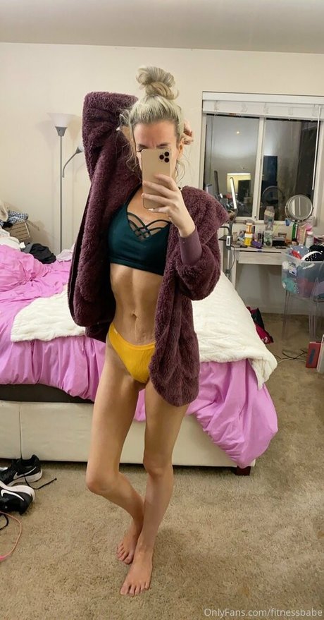 khloeefree onlyfans leak porn