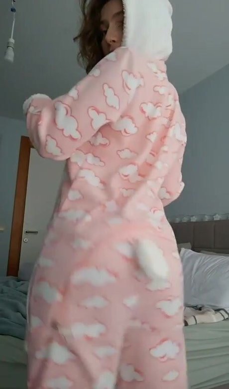 MintakaAww onlyfans leaked xxx