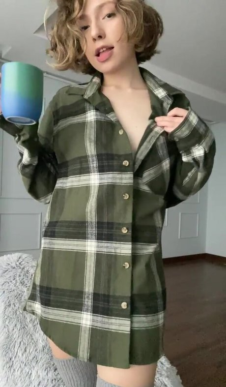 MintakaAww leaked onlyfans