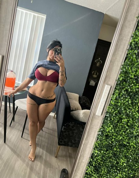 Hinataonig on onlyfans