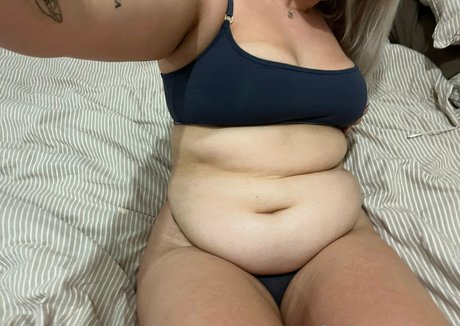 sumbelly naked only fans