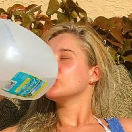 natnevv only fans nude