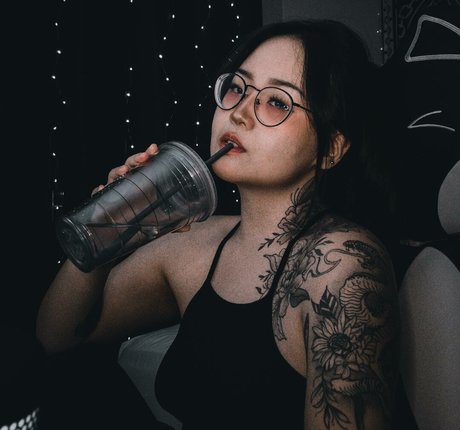 Akemyni leaks onlyfans porn