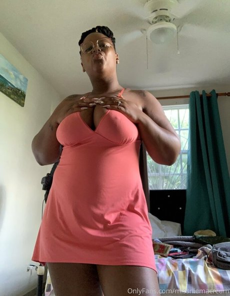 missniemacream onlyfans porn