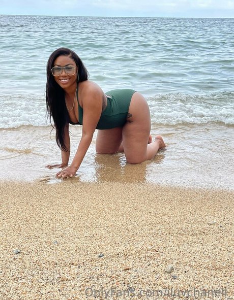 iluvchanell_ naked onlyfans