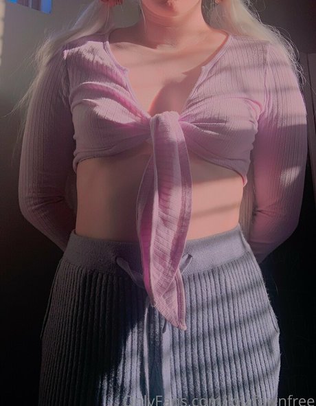 lolafawnfree onlyfans porn leaks