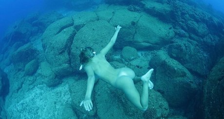 leilawaterfalls onlyfans mega