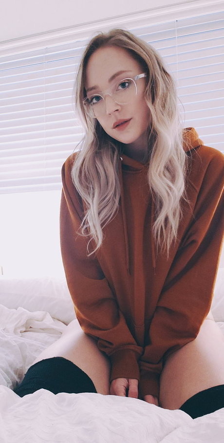 itskatiebelle onlyfans leaked photos