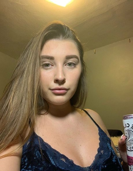 footgoddesskat naked on onlyfans