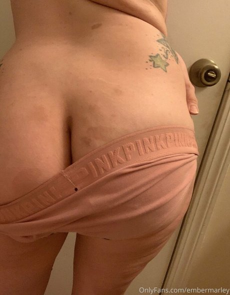 embermarley onlyfans naked
