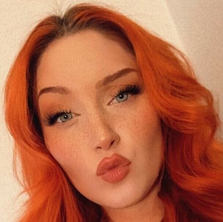 Mia Blossom onlyfans photo