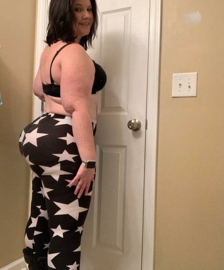 Crystal McBootay leaked only fans porn