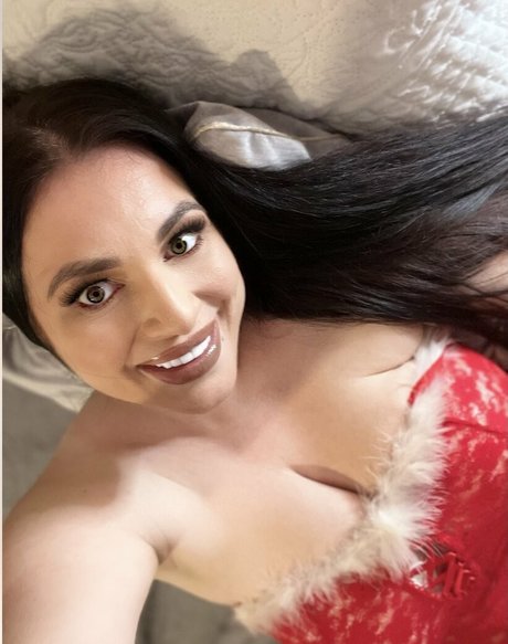 JasmineJamesx onlyfans nude leaks