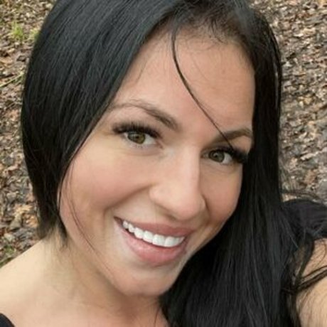 JasmineJamesx onlyfans images