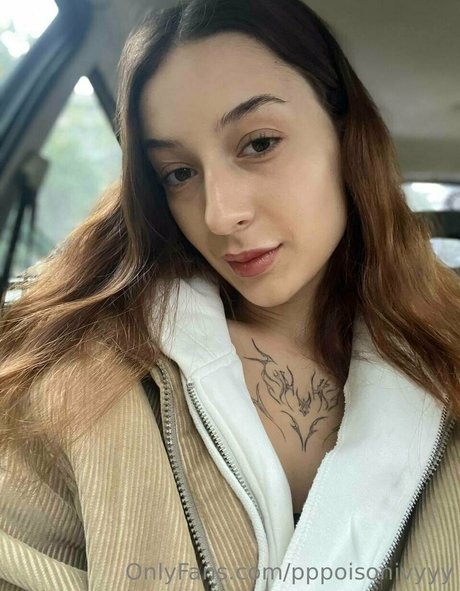 lorataylor onlyfans x