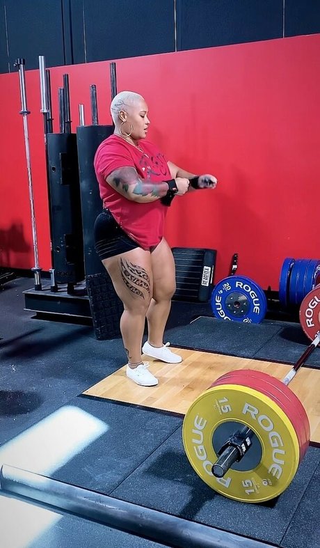 Queen R leaked onlyfans.