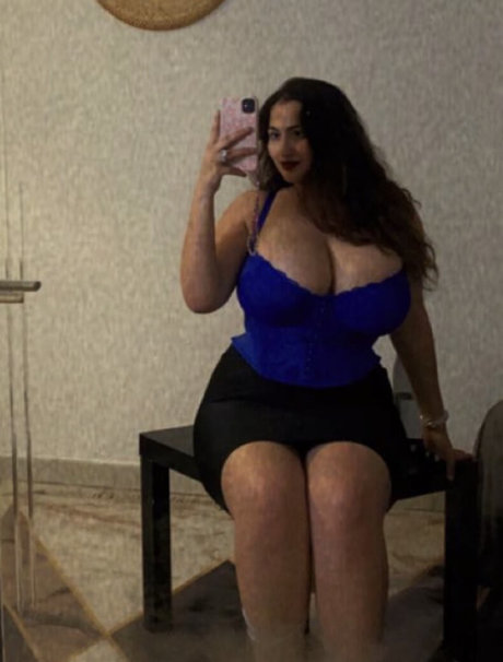 Lili M onlyfans fotos