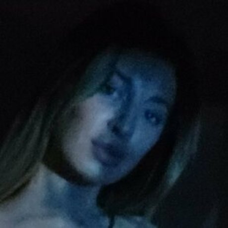 camcanela naked onlyfans leaked