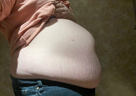 gluttonoussquid onlyfans naked pics