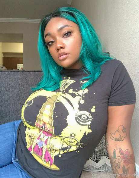 izzysaeko naked on onlyfans