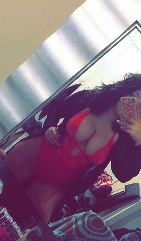 Therealsarissa Profile pic