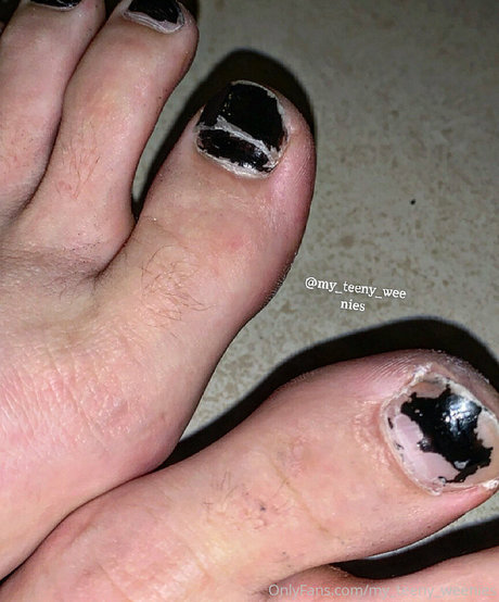 my teeny weenies leaked onlyfans photos