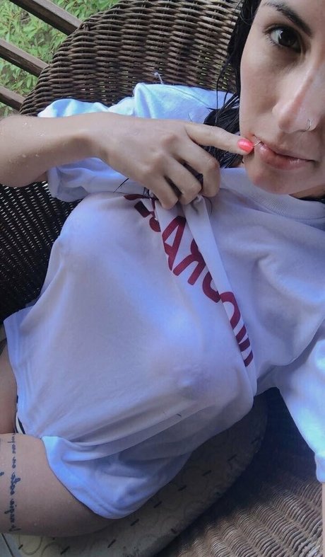 lamicacol onlyfans leaked tits