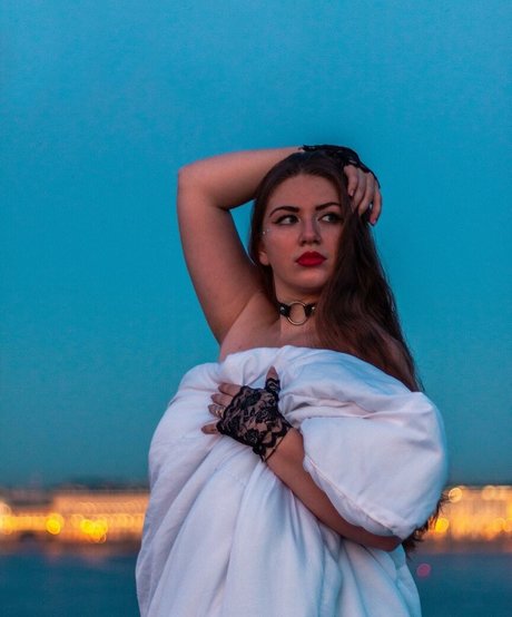 Sasha Shtern onlyfans fotos