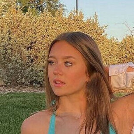 Sydney Ramolla onlyfans nude leaks