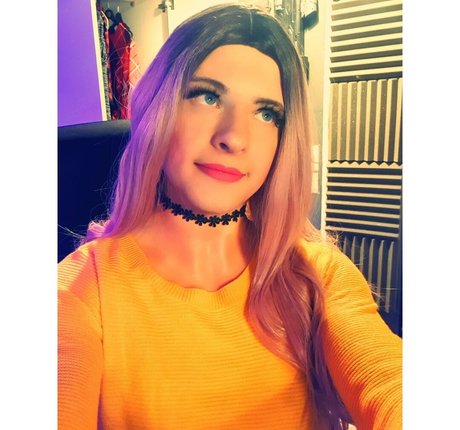 danni92 naked onlyfans leak