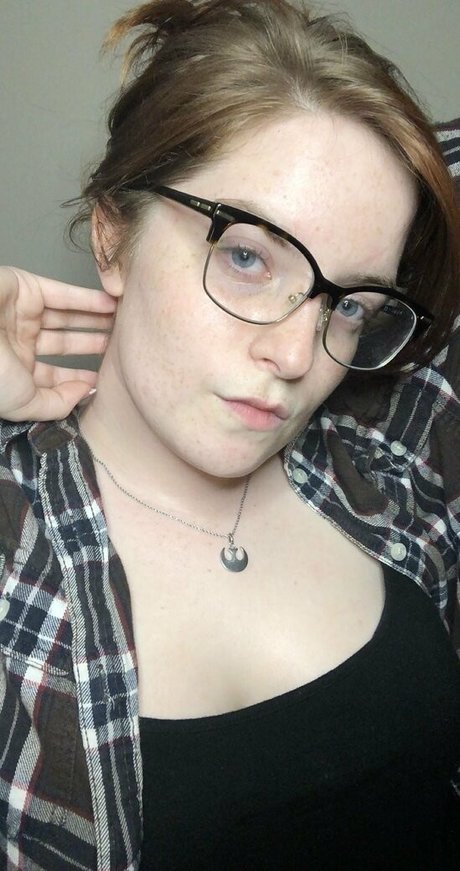 lucigonewild only fans pic