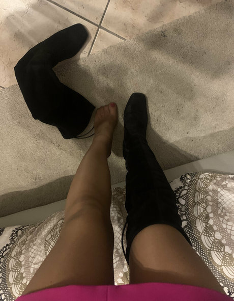 airhostess1995 onlyfans content leaked