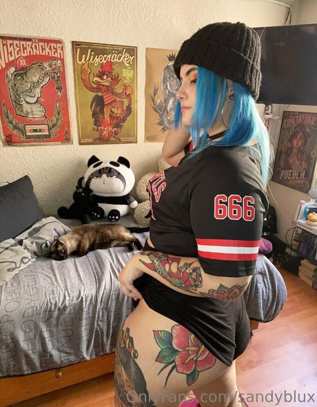 sandyblux onlyfans leak nudes