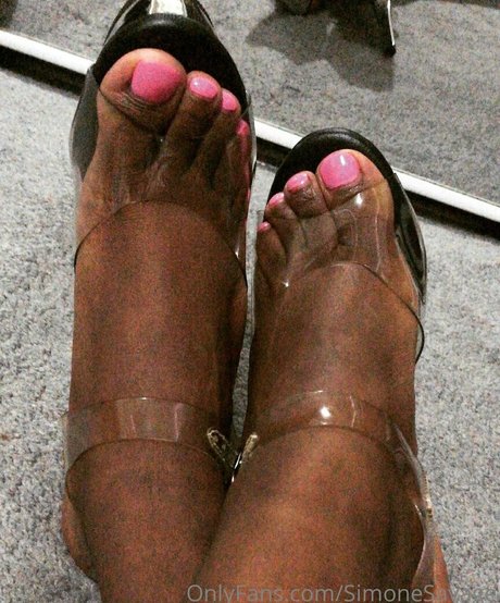 simonesavage onlyfans leak ass