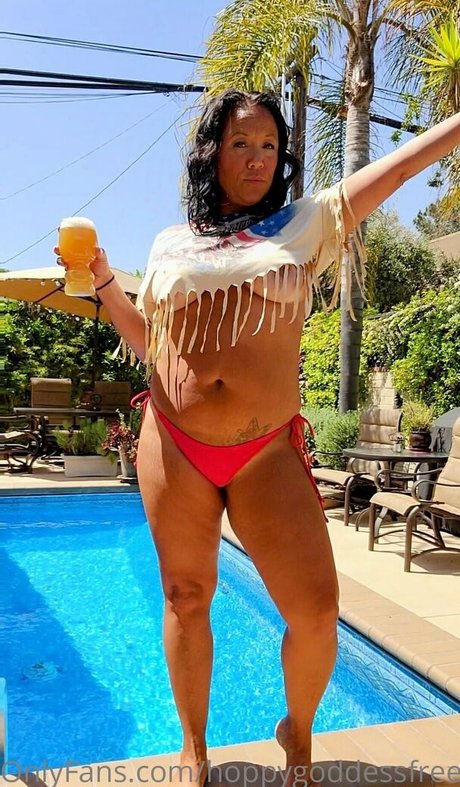 hoppygoddessfree onlyfans model photo