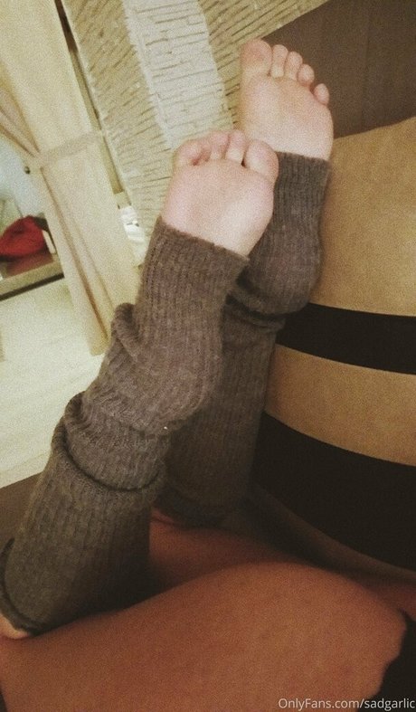 sadgarlic onlyfans leaks nudes