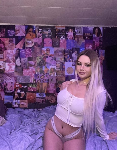 Breezybabes onlyfans nude content