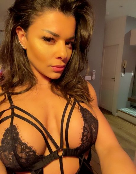 Ophelie Ferrand onlyfans leakes