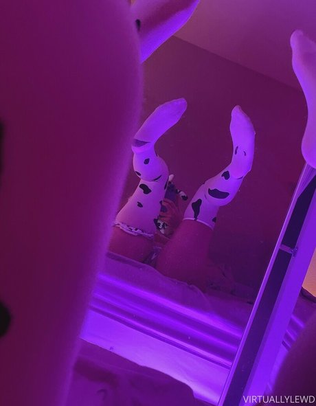 virtuallylewd leaks onlyfans