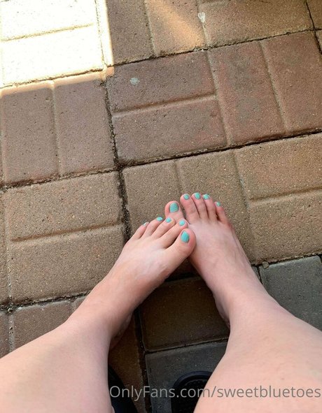 sweetbluetoes onlyfans leak fuck