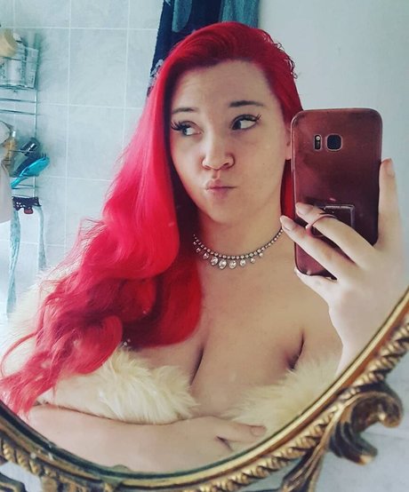 Ariel Vanderberg nude leak onlyfans