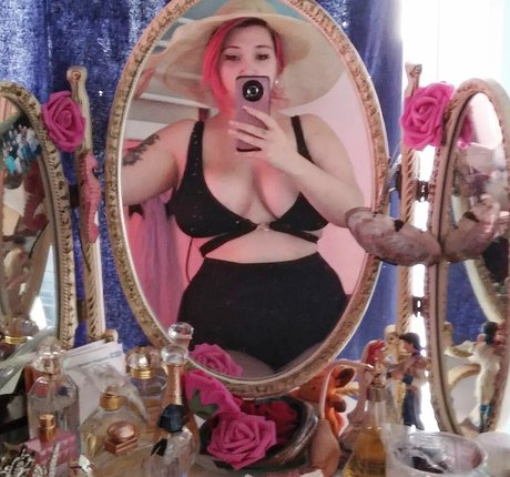 Ariel Vanderberg leaked onlyfans