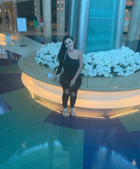 Lizzy Rae leak onlyfans