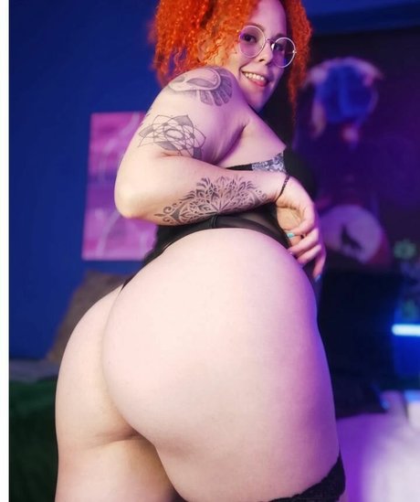 Alaska colors onlyfans images