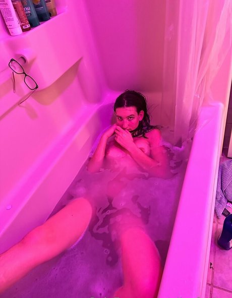 AliceFunker onlyfans leaks nude