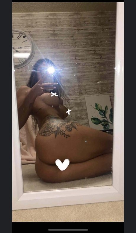 Ashleigh Highland onlyfans sextape leak