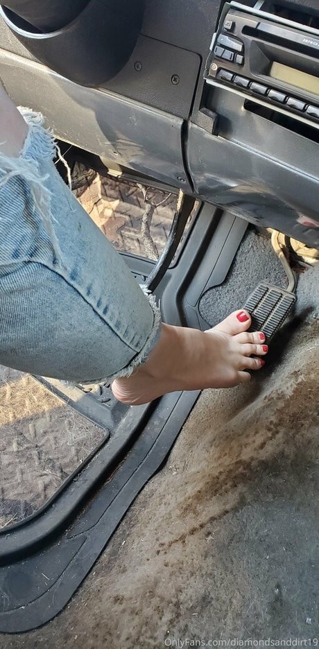 diamondsanddirt19 strip onlyfans