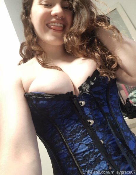 mileygrace07 onlyfans post