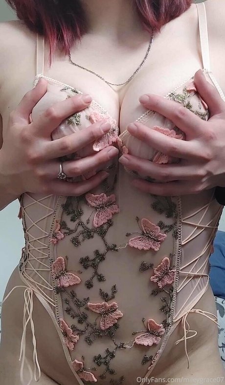 mileygrace07 onlyfans photo
