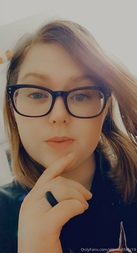 elizabethlily19 nude onlyfans leaked